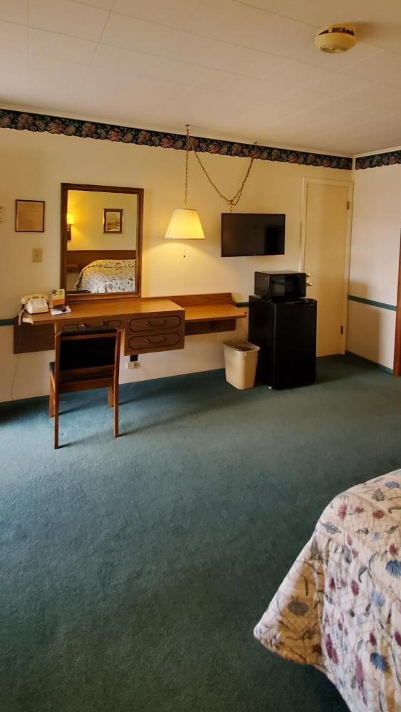 Triple Room interior